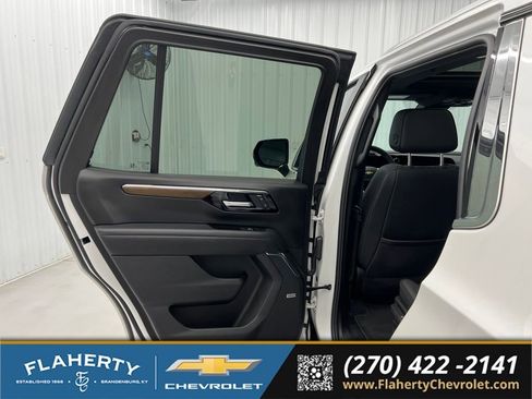 Used 2025 Chevrolet Tahoe High Country w/ Sun And Tow Package AWD/4WD image 10