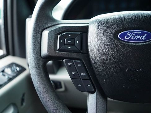 Used 2017 Ford F150 XLT image 29