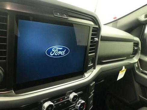New 2026 Ford F150 XLT w/ Equipment Group 302A MID AWD/4WD image 16