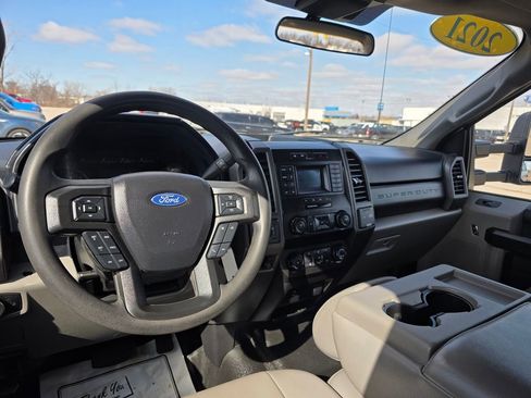 Used 2021 Ford F450 XL w/ Power Equipment Group image 39