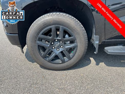 Used 2024 Chevrolet Silverado 1500 Custom AWD/4WD image 9