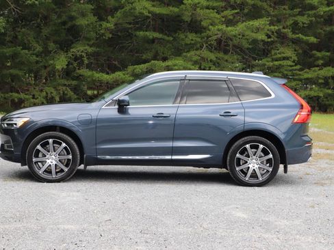 Used 2021 Volvo XC60 T8 Inscription w/ Protection Package Premier AWD/4WD image 46