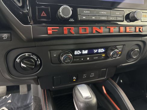 Certified 2025 Nissan Frontier PRO-4X AWD/4WD image 10