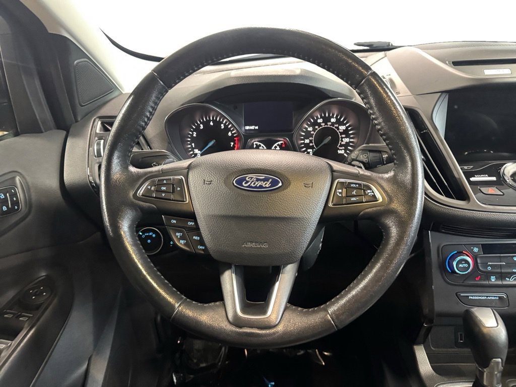 Used 2017 Ford Escape Titanium AWD/4WD image 17