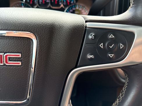 Used 2017 GMC Sierra 1500 SLT w/ SLT Premium Package AWD/4WD image 19