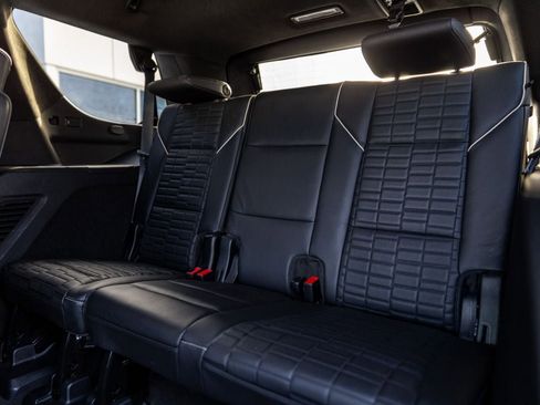 Used 2021 Cadillac Escalade Sport Platinum image 13