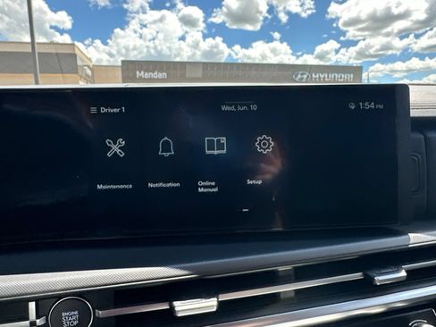 Used 2025 Hyundai Santa Fe SE AWD/4WD image 60