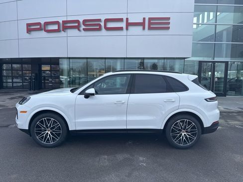 New 2026 Porsche Cayenne image 2