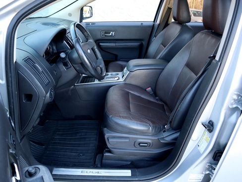 Used 2010 Ford Edge Limited image 13