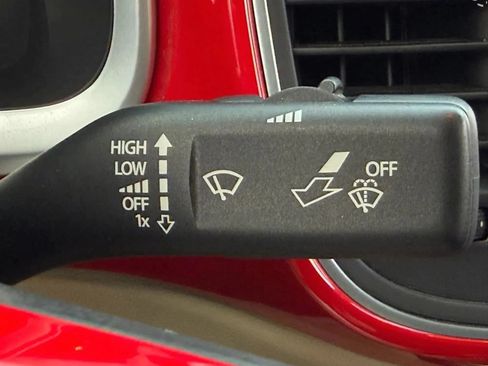Used 2013 Volkswagen Beetle TDI FWD image 43
