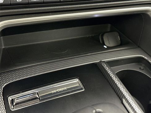 Certified 2025 MAZDA CX-70 Plug-In Hybrid w/ Premium Plus AWD/4WD image 28