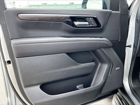 New 2026 Chevrolet Tahoe Premier AWD/4WD image 25