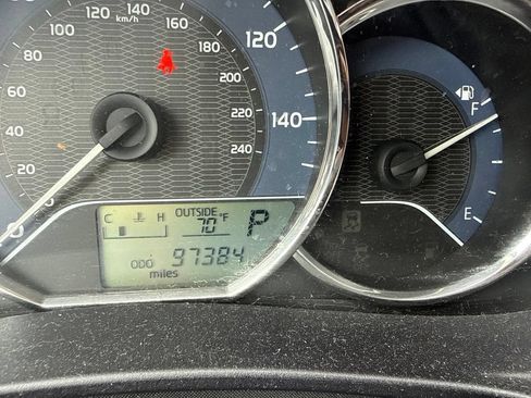 Used 2014 Toyota Corolla LE FWD image 9