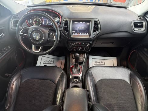 Used 2019 Jeep Compass Trailhawk AWD/4WD image 19