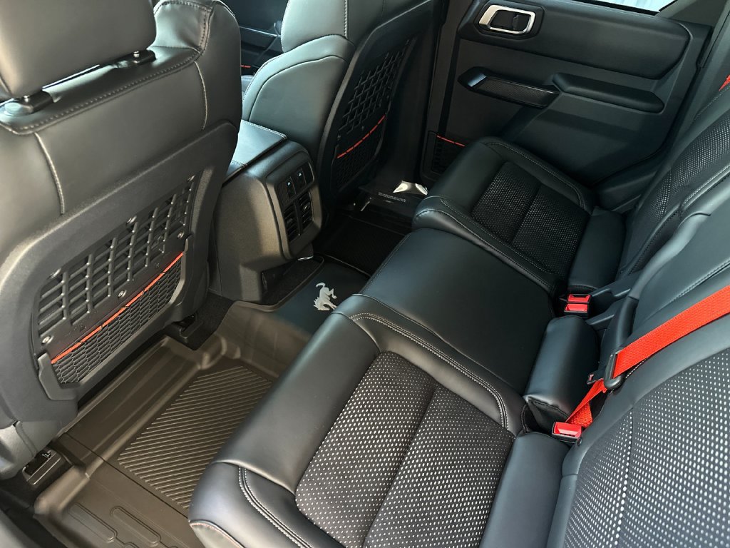 New 2026 Ford Bronco Raptor w/ Interior Carbon Fiber Pack AWD/4WD image 11