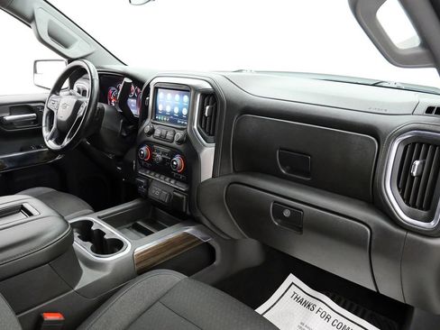 Used 2021 Chevrolet Silverado 1500 LT Trail Boss w/ Convenience Package II image 21