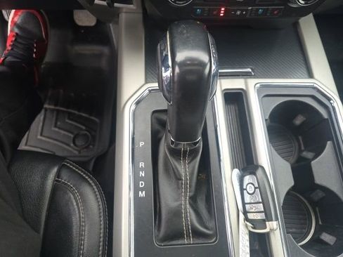 Used 2020 Ford F150 Lariat w/ Equipment Group 502A Luxury image 30