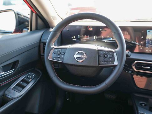 Used 2027 Nissan Sentra SR w/ Floor Mat Package FWD image 15