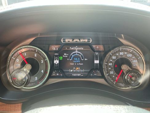 Used 2020 RAM 2500 Limited AWD/4WD image 19