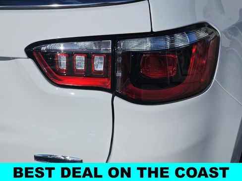 New 2026 Jeep Compass Latitude image 40