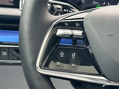 New 2026 Cadillac Optiq Luxury 2 image 7