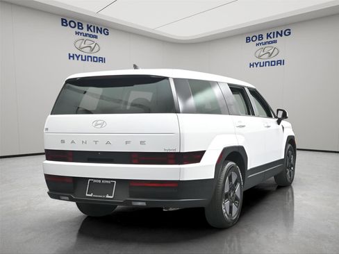 New 2026 Hyundai Santa Fe SE FWD image 10