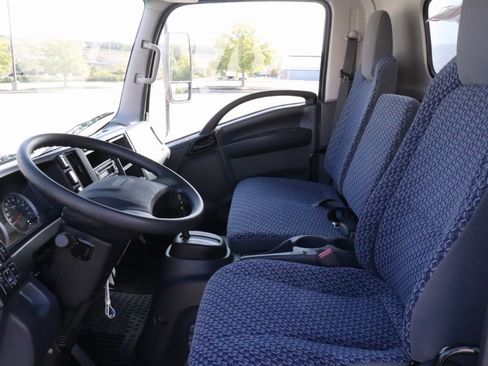 Used 2023 Chevrolet Low Cab Forward 5500XD image 9