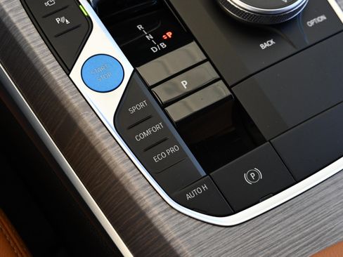 New 2026 BMW i4 xDrive40i w/ Premium Package image 17