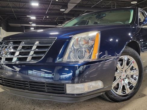 Used 2008 Cadillac DTS FWD image 23