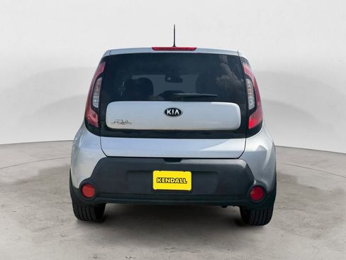 Used 2015 Kia Soul + FWD image 4