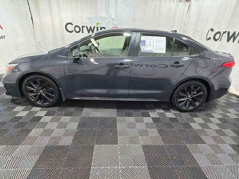 Used 2023 Toyota Corolla SE w/ SE Package FWD image 4