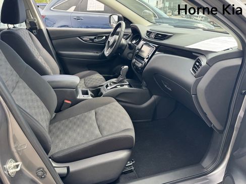 Used 2022 Nissan Rogue Sport SV FWD image 26