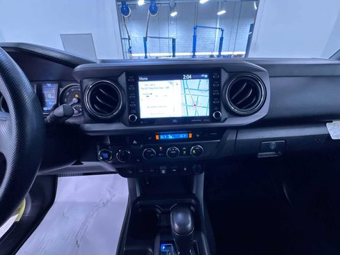 Used 2023 Toyota Tacoma TRD Off-Road w/ TRD Premium Off Road Package AWD/4WD image 15