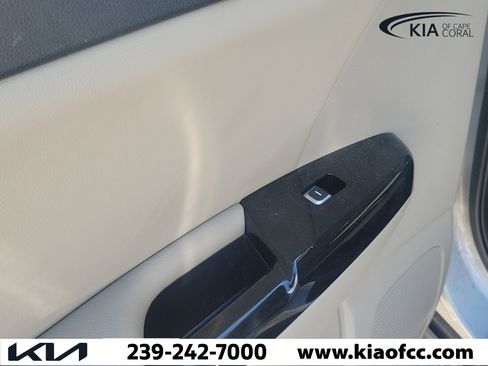 Used 2020 Kia Sportage EX FWD image 14