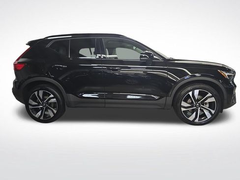 Used 2023 Volvo XC40 B5 Ultimate w/ Protection Package Premier AWD/4WD image 7