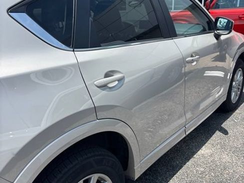 Used 2024 MAZDA CX-5 AWD 2.5 S w/ Select Package image 10