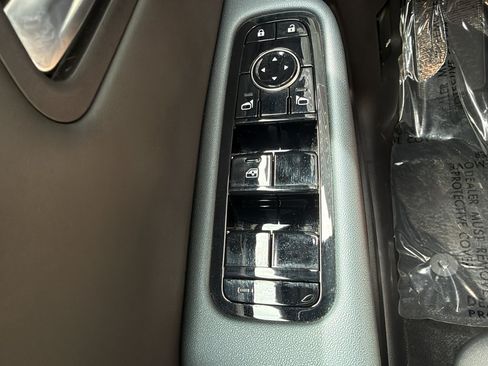Used 2026 Nissan Leaf Platinum+ w/ Cargo Package (Platinum+) FWD image 28