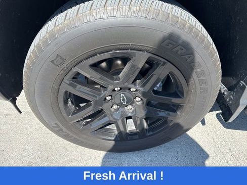 Used 2023 Chevrolet Silverado 1500 RST w/ Convenience Package II RWD image 17