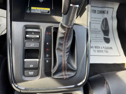 Used 2025 Honda CR-V Sport-L image 17