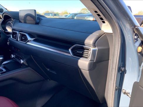 Used 2021 MAZDA CX-5 Carbon Edition image 18
