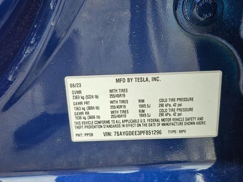 Used 2023 Tesla Model Y Long Range image 35