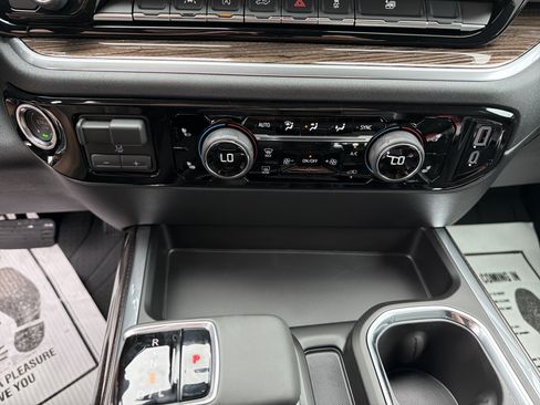 New 2026 Chevrolet Silverado 1500 RST AWD/4WD image 23