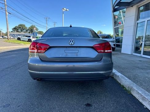 Used 2013 Volkswagen Passat TDI SE FWD image 7