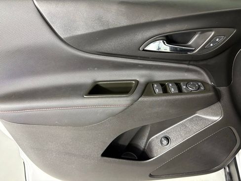 Used 2024 Chevrolet Equinox RS image 14