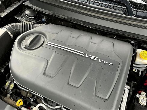 Used 2020 Jeep Cherokee Limited AWD/4WD image 30