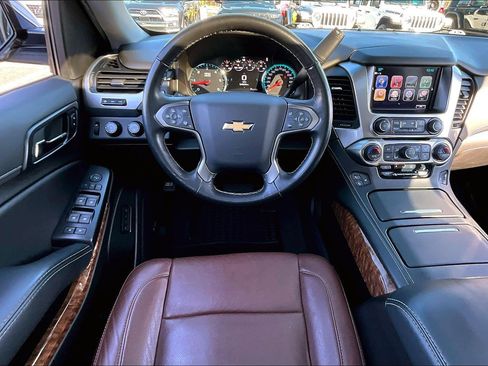 Used 2019 Chevrolet Tahoe Premier w/ Premier Plus Edition image 8