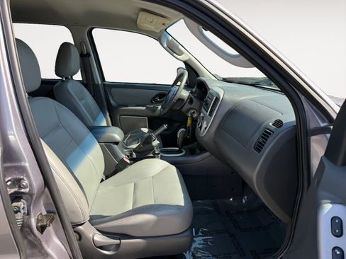 Used 2007 Ford Escape XLT FWD image 19