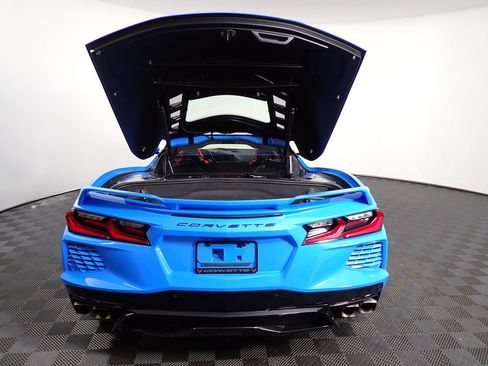 Used 2022 Chevrolet Corvette Stingray Premium Cpe w/ Z51 Performance Package RWD image 39