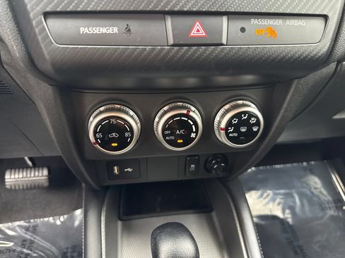 Used 2022 Mitsubishi Outlander Sport ES FWD image 29