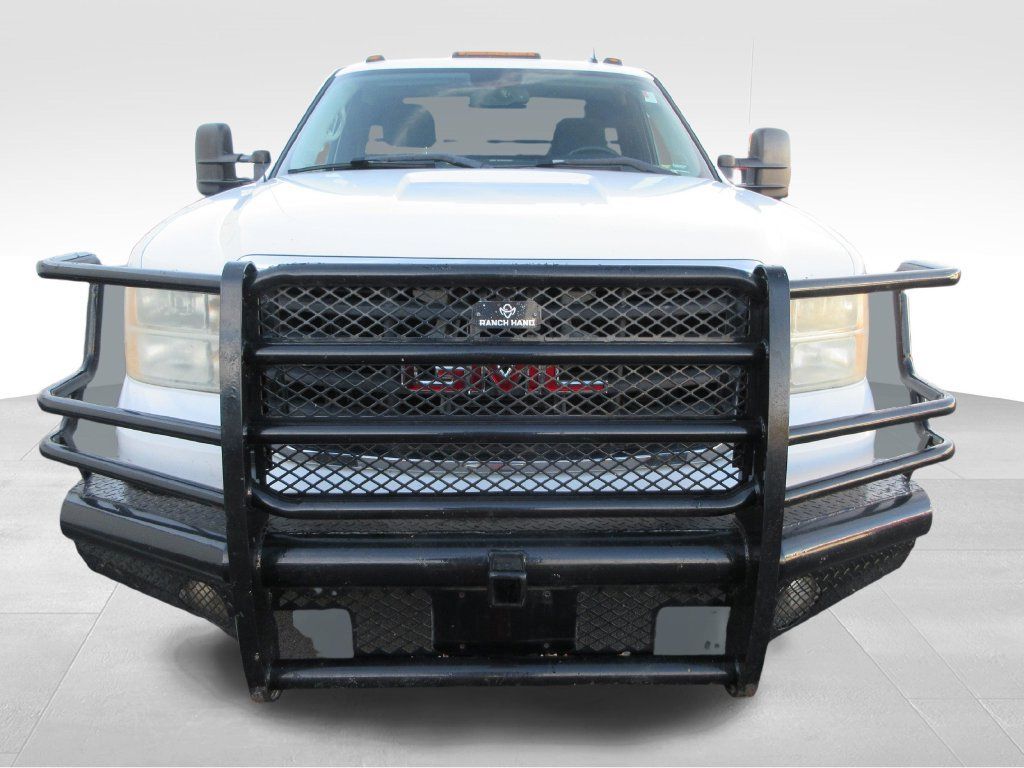 Used 2007 GMC Sierra 3500 SLE AWD/4WD image 8